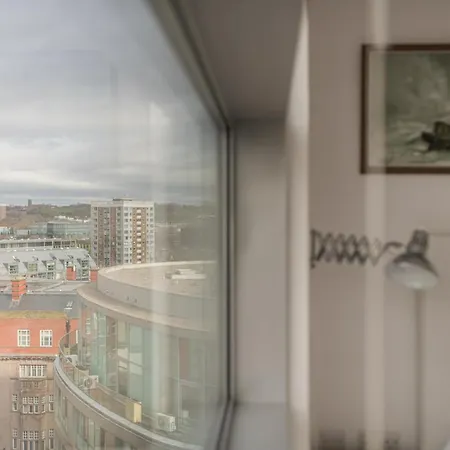 Sidemersey Livings- Unmatched Panoramic Views, Secure Parking, Beautiful Balcony- A Stay To Remember Liverpool Exterior photo