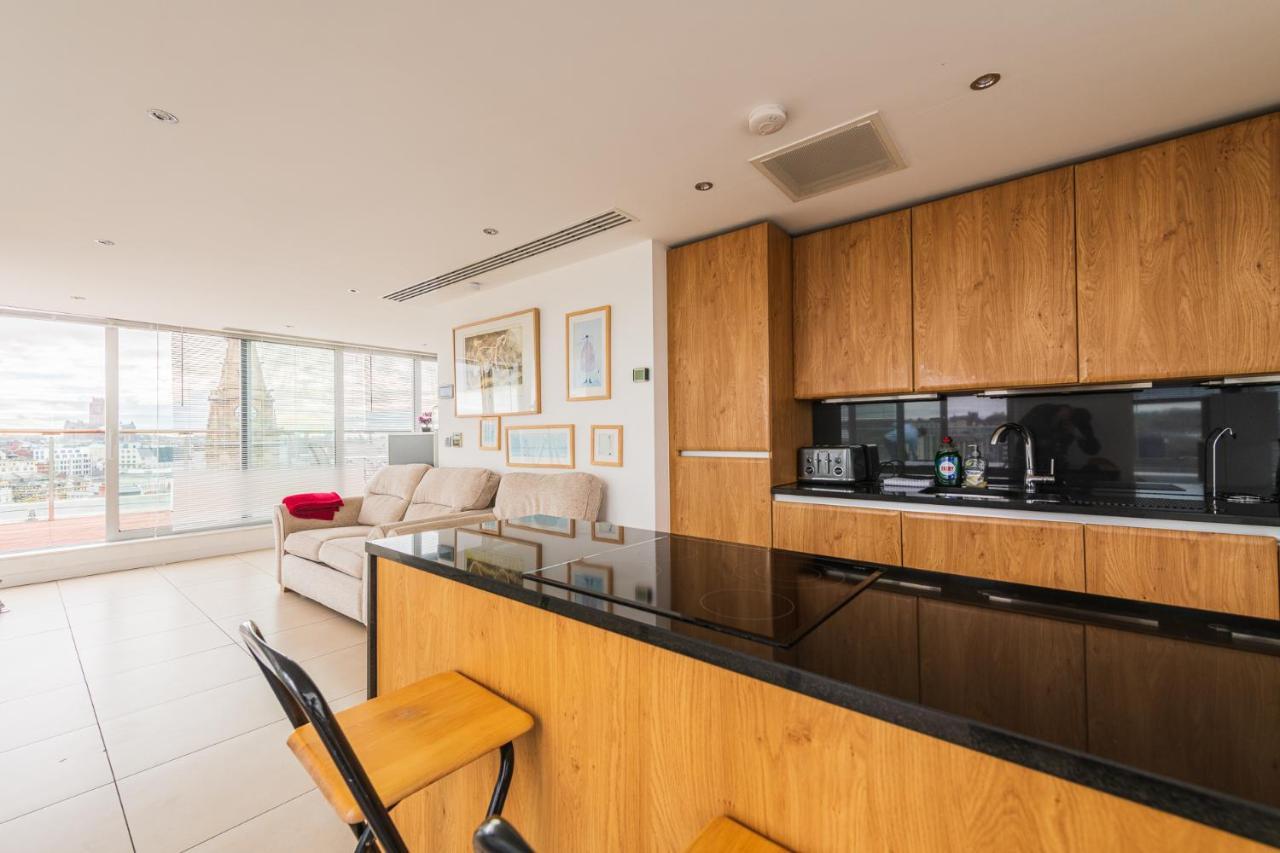 Sidemersey Livings- Unmatched Panoramic Views, Secure Parking, Beautiful Balcony- A To Remember Apartment *
